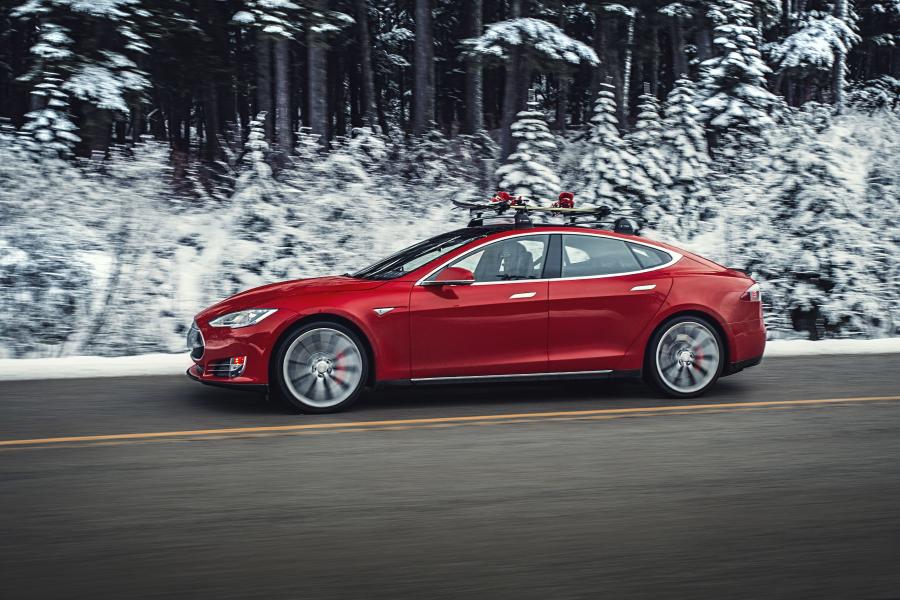  Tesla Model S P85D 2014 года  (NA) (фото 7 из 14)